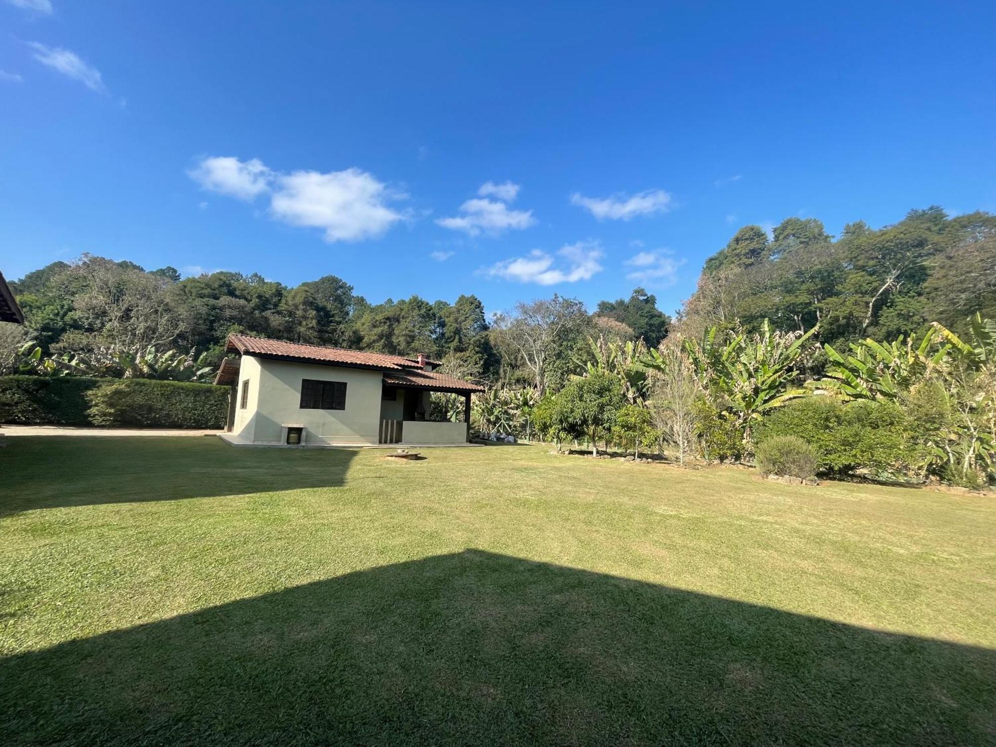 Tranquilo E Perto De Tudo Em Sr São Roque Esterno foto
